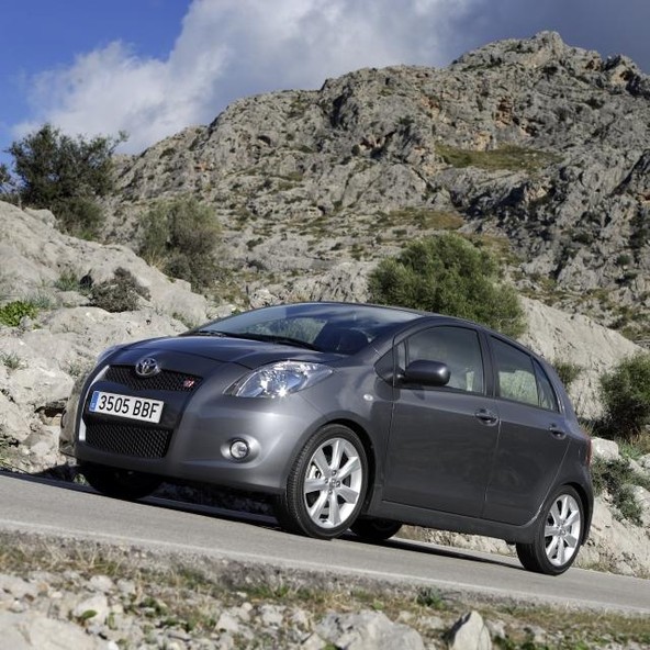 Toyota: Novi Yaris TS na slovenskih cestah