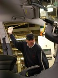 Toyota: Proslavila proizvodnjo 2,5-milijontega vozila v tovarni v Veliki Britaniji, z okoljskim mejnikom