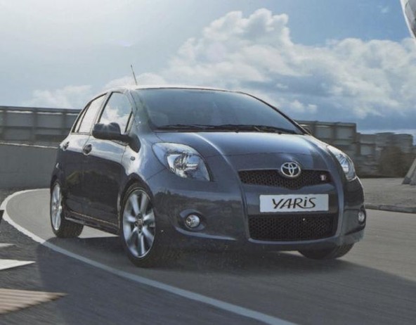 Toyota: Razkriva nov Yaris TS, vrhunski model v seriji Yaris