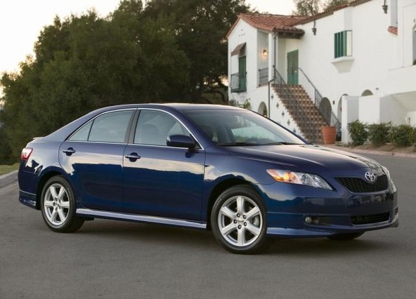 Toyota: Toyota predstavila popolnoma nov Camry in Camry Hybrid 2007