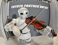Toyota: Toyotin robot igra violino