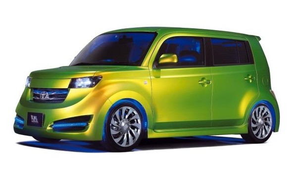 Toyota bB: “Glasbeni predvajalnik v obliki avtomobila”, ki izžareva mladostno senzibilnost