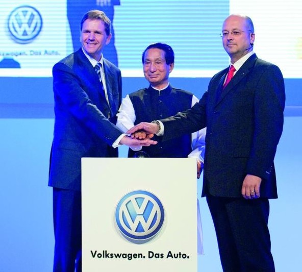 Volkswagen: Odprl novo tovarno v Puni (Indija)