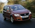 Volkswagen CrossTouran: Najuspešnejši nemški enoprostorec kot model Cross