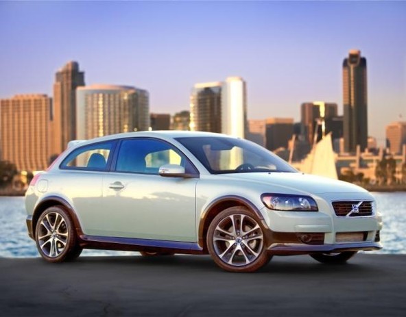 Volvo C70, S40 in C30: Avtomobili Volvo dobili tri nagrade
