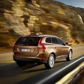 Volvo XC 60: Vrhunsko doživetje vožnje in preprostost upravljanja