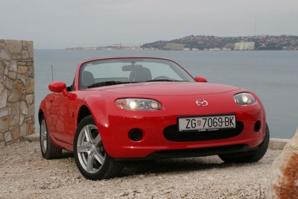 domača predstavitev: Mazda MX-5