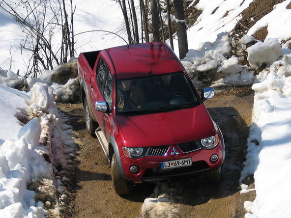 domača predstavitev: Mitsubishi L200