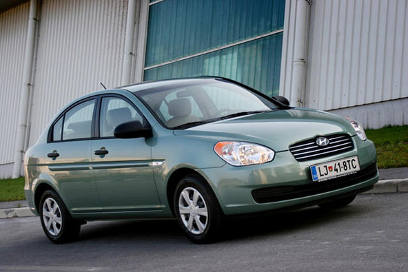 domača predstavitev: Hyundai accent