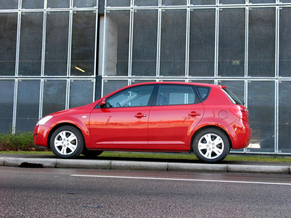 domača predstavitev: Kia cee'd