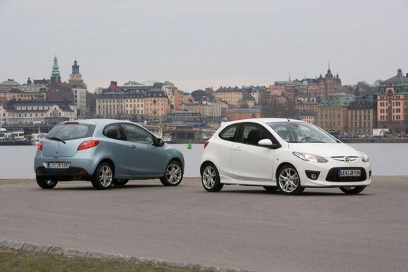 domača predstavitev: Mazda2 sport