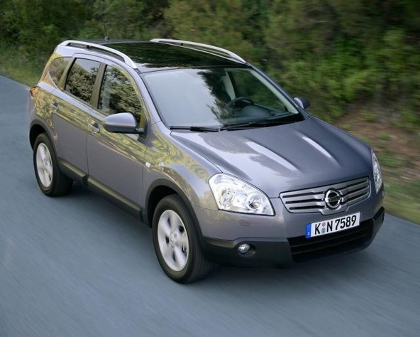 domača predstavitev: Nissan qashqai+2