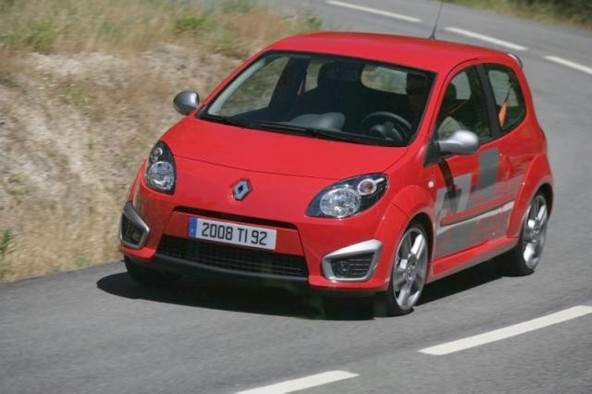 domača predstavitev: Renault twingo RS