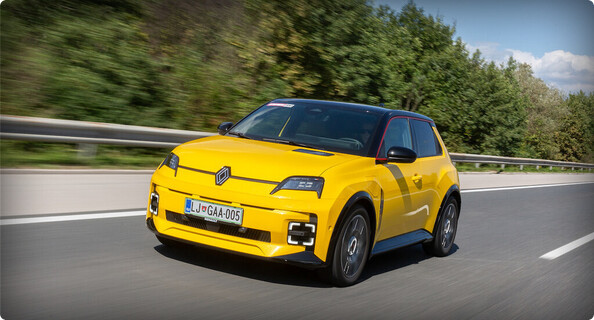 Pospešuje kot slavni GT turbo Renault 5 iconic cinq 150 comfort range