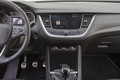 Opel grandland X 1.2 turbo innovation: Tradicionalna smer