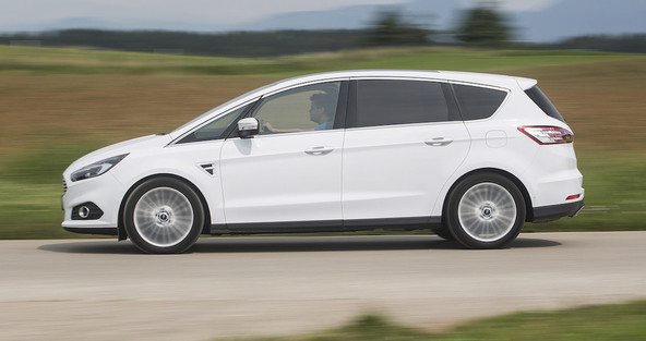 Ford S-max 2.0 TDCi 132 kW AWD titanium: Še bolj prepričljiv