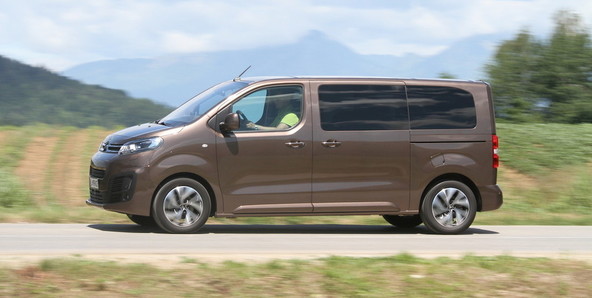 Citroën spacetourer M blueHDi 150 S&S shine: Za pomembne goste