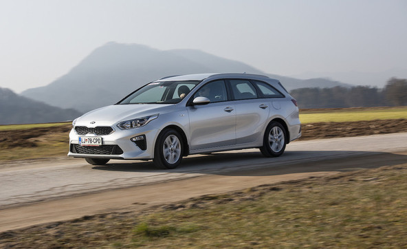 KIA ceed SW 1.0 T-GDi LX edition: Malo spredaj, veliko zadaj