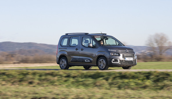 Citroën berlingo M 1.5 blueHDi 100 feel: Predan prostoru
