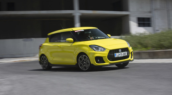 Suzuki swift 1.4 boosterjet sport : Mladi samurai