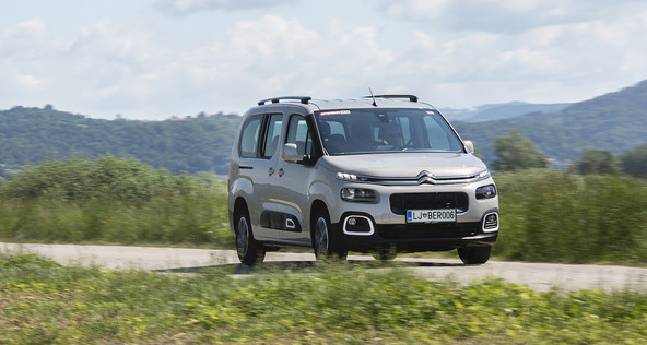 Citroën berlingo XL 1.5 blueHDi 130 feel: Ogromno prostora in udobja po razmeroma diskontni ceni