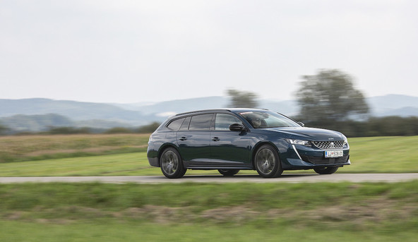 Peugeot 508 SW 2.0 blueHDi 180 GT line: Lepota bo vedno v modi