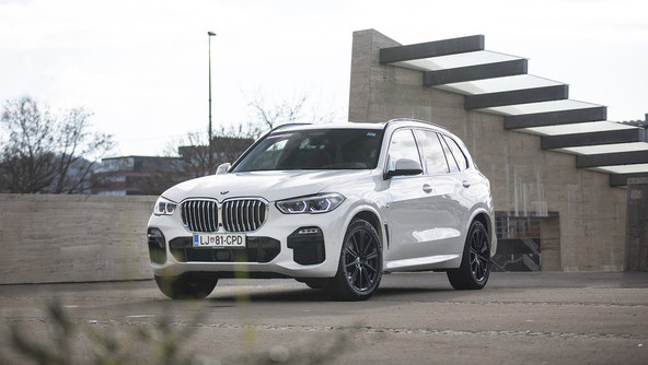 BMW X5 xdrive30d: Korak do popolnosti