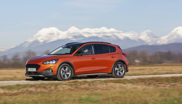 Ford focus 1.5 ecoboost active business: Lahkih nog naokrog