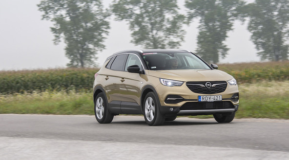 Opel grandland X 1.5 CDTI AT8 ultimate: Za resno zvezo