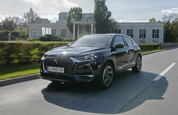 DS3 crossback 1.2 puretech grand chic: »Izstopač«