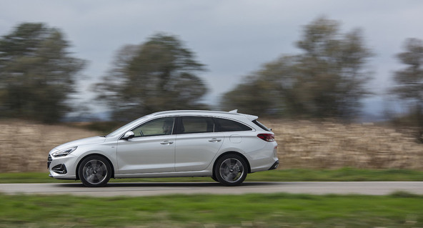 Hyundai i30 wagon T-GDI MHEV iMT impression: Prikrita inteligenca