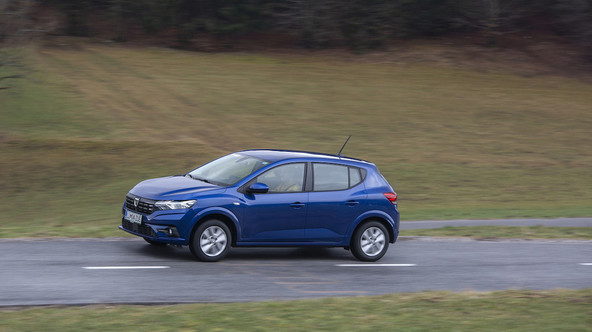 Dacia sandero 1.0 TCe 90 comfort: Clio, pazi se!