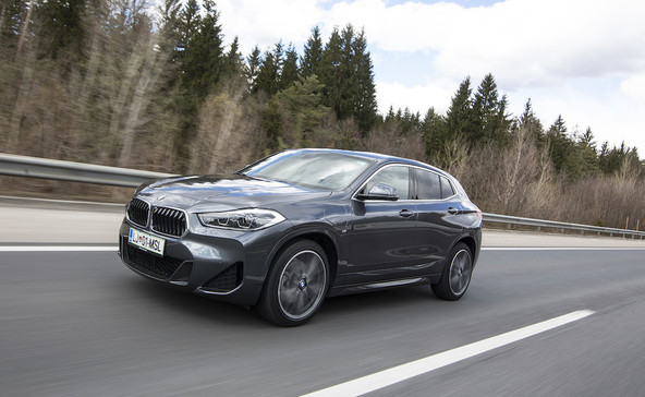BMW X2 xDrive25e: Videz pred uporabnostjo