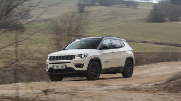Jeep compass 1.3 GSE PHEV 4xe 240 S: Kot Radenska