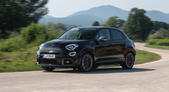 FIAT 500X 1.0 T3 GSE sport: Nostalgija s stilom