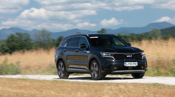 KIA sorento 2.2 CRDi AWD EX limited panorama: Klasika je še vedno prava izbira