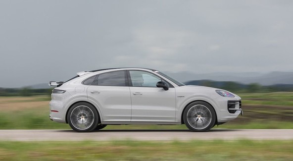 Porsche cayenne e-hybrid coupe: Bolj športno naravnan, a obenem manj praktičen