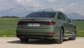 Audi A8 55 TFSI quattro: S kravato in supergami