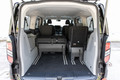 Ford tourneo custom 2.0 TDCi FWD titanium: S posluhom za potnike in prtljago