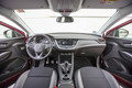 Opel grandland X 1.2 turbo innovation: Tradicionalna smer