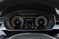 Audi A8 55 TFSI quattro: S kravato in supergami