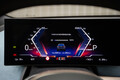 BMW iX xDrive60: Moč udobja