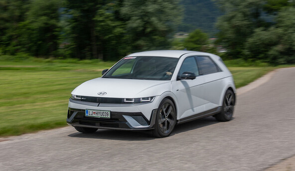 Hyundai ioniq 5 AWD impression N-line: Dinamično z vrha ponudbe