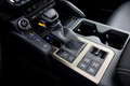 Toyota land cruiser 2.8 D-4D MHEV premium: Terenski orjak s ščepcem elektrike