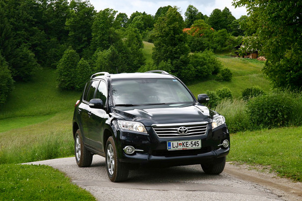 Toyota RAV4 2,2 D-4D elegant cross sport: Ponovni dokaz