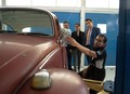 Annie , ostarela hroščica s posebno oskrbo: Volkswagen of America je nagradil zvestobo Američanke Kathleen Brooks