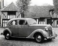 Ford V8 pilot saloon