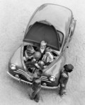 Renault 4 CV: 70 let Renaultove kremšnite
