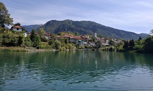 V.I.P. DRUŽENJE NA PODEŽELJU: Lepe ceste, dobra hrana in prijetna družba