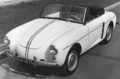 Renault 4 CV: 70 let Renaultove kremšnite